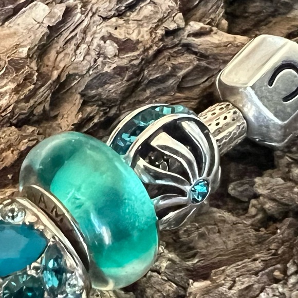 New Chamilia Indicolite Swarovski Crystals Charm Blaze Silver Bead Openwork - Picture 4 of 7